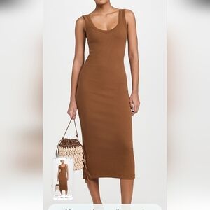 Elegant Brown Ribbed Strapless‎ Sheath Dress
